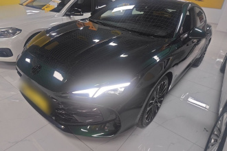 名爵 MG7 2025款 2.0T 405 AT奢享版