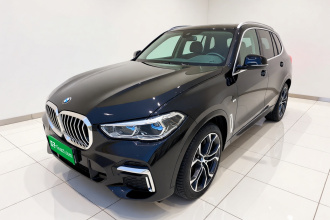宝马X5 2022款 改款 xDrive 40Li M运动套装