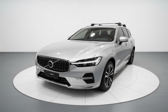 沃尔沃XC60 2022款 B5 四驱智逸豪华版