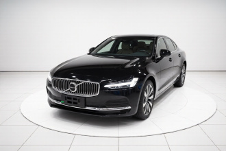 沃尔沃S90新能源 2025款 插电式混动 四驱长续航智雅豪华版