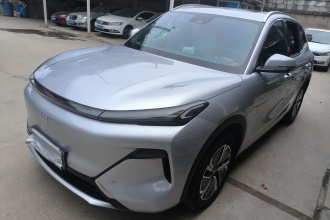 吉利银河 银河星舰7 EM-i 2025款 120km 探索+版