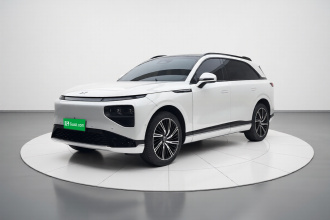 小鹏G9 2022款 702 Pro
