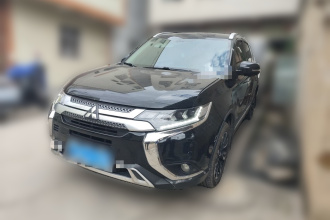 三菱 欧蓝德 2019款 2.4L 四驱致享版 7座 国VI