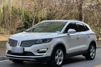 林肯MKC 2016款 2.0T 两驱尊享版
