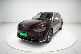 鸿蒙智行 问界M9 2025款 增程 Ultra版 52kWh 5座版