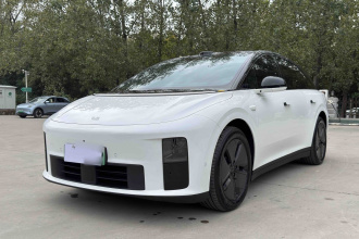 理想汽车 理想i6 2025款 两驱标准版