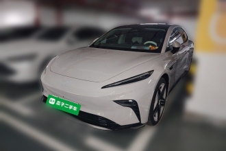 飞凡汽车 飞凡R7 2023款 后驱屏霸版