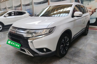 三菱 欧蓝德 2019款 2.0L 两驱畅享版 5座 国V