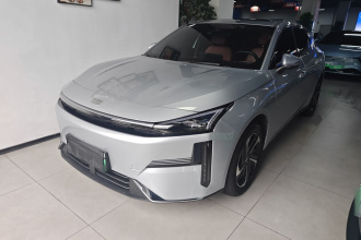 吉利银河 银河L6 2025款 EM-i 140km 星舰版