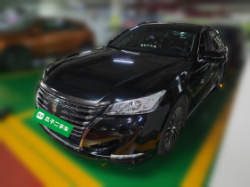 丰田 皇冠 2018款 2.0T 运动版