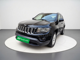 Jeep 指南者(进口) 2015款 2.0L 两驱运动版