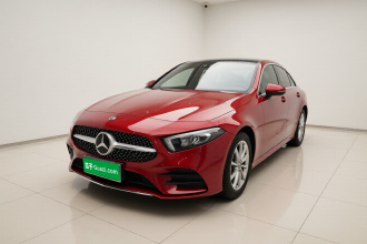 奔驰A级 2020款 改款 A 200 L 运动轿车时尚型