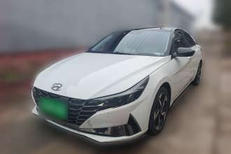 现代 伊兰特 2023款 1.5L CVT LUX尊贵版