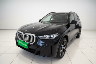 宝马X5 2023款 xDrive 30Li 尊享型M运动曜夜套装