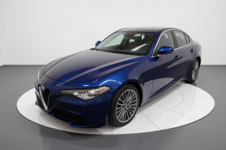 阿尔法·罗密欧 Giulia朱丽叶 2017款 2.0T 200HP 豪华版