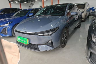 小鹏P5 2021款 550E