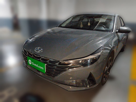 现代 伊兰特 2022款 1.5L CVT LUX尊贵版