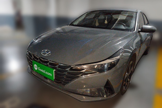 现代 伊兰特 2022款 1.5L CVT LUX尊贵版