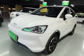 哪吒汽车 哪吒V 2021款 长续航娱乐版升级型