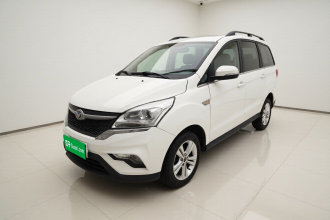 北汽幻速H3 2015款 1.5L 手动豪华型