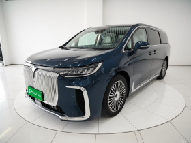 岚图汽车 岚图梦想家 2025款 PHEV 四驱旗舰鲲鹏版