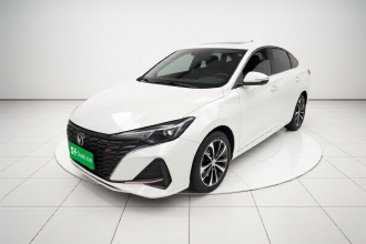 长安 逸动 2022款 PLUS 蓝鲸NE 1.4T GDI DCT旗舰版