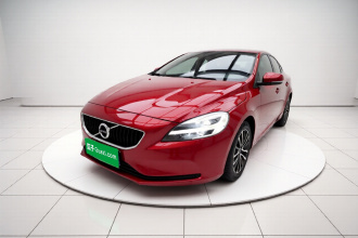 沃尔沃V40 2019款 T3 智逸版