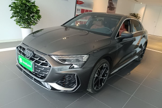 奥迪A3 2025款 A3L Limousine 35TFSI 飞驰尊享型