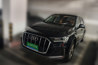 奥迪Q7 2021款 45 TFSI quattro S line运动型