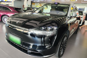 鸿蒙智行 问界M9 2025款 增程 Ultra版 52kWh 5座版 (192线激光雷达）