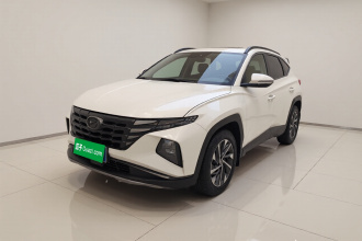 现代 2023款 途胜L 1.5T 自动两驱GLX精英版