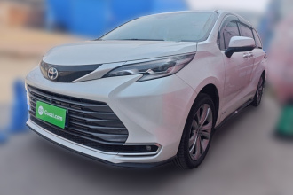 丰田 赛那SIENNA 2023款 2.5L混动 至尊版