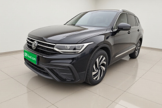 大众 途观L 2024款 出众款 300TSI 自动两驱龙腾版