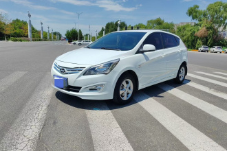 现代 瑞奕 2014款 1.4L 自动GLX