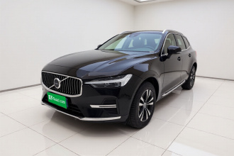 沃尔沃XC60 2025款 B5 四驱智逸豪华版