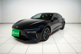 哪吒汽车 哪吒S 2022款 增程版 1160km 后驱小版