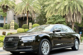 奥迪A8 2014款 A8L 45 TFSI quattro舒适型