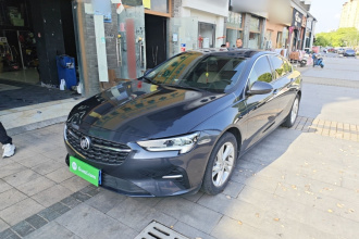 别克 君威 2021款 552T 精英型