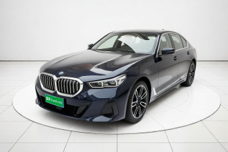 宝马5系 2025款 530Li 领先型 M运动套装
