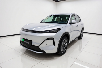 吉利银河 银河星舰7 EM-i 2026款 135km 领航版