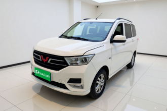 五菱汽车 五菱宏光 2021款 改款1.5L S标准型 电动助力LAR