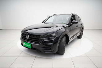 大众 途锐 2021款 3.0TSI 锐享版 经典运动套装