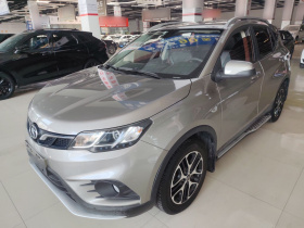 东南DX3 2016款 1.5T CVT尊贵型