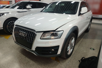 奥迪Q5 2018款 典藏版 40 TFSI 技术型