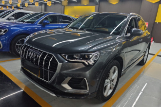 奥迪Q3 2021款 35 TFSI 时尚致雅型