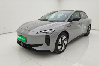 红旗EH7 2025款 640 四驱 智选版