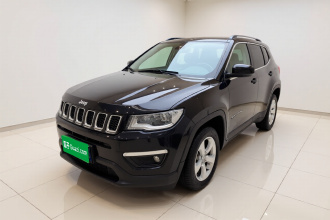 Jeep 指南者 2019款 220T 自动家享四驱版