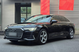 奥迪A6L 2022款 55 TFSI quattro 尊享致雅型