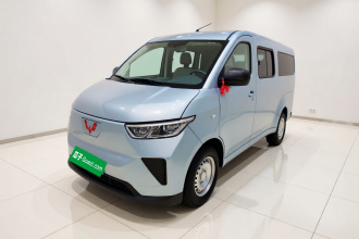 五菱汽车 五菱扬光 2024款 300km 舒适型客车版 75kW