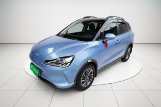 哪吒汽车 哪吒V 2022款 潮 300 Lite 磷酸铁锂